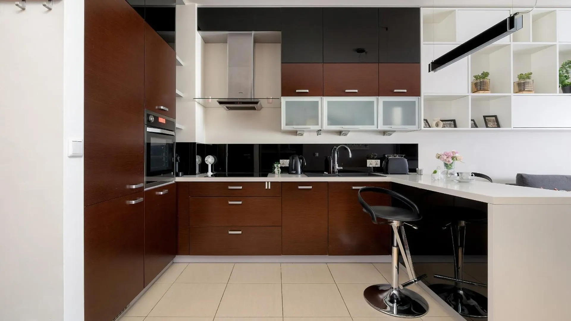 Przytulny Apartament Z Parkingiem I Biurkiem Przy Kazimierzu W Krakowie By Noclegi Renters Apartment Krakow